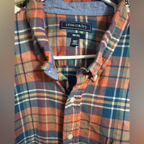 crown & ivy Other - Crown & Ivy Men's Multicolor Plaid Shirt